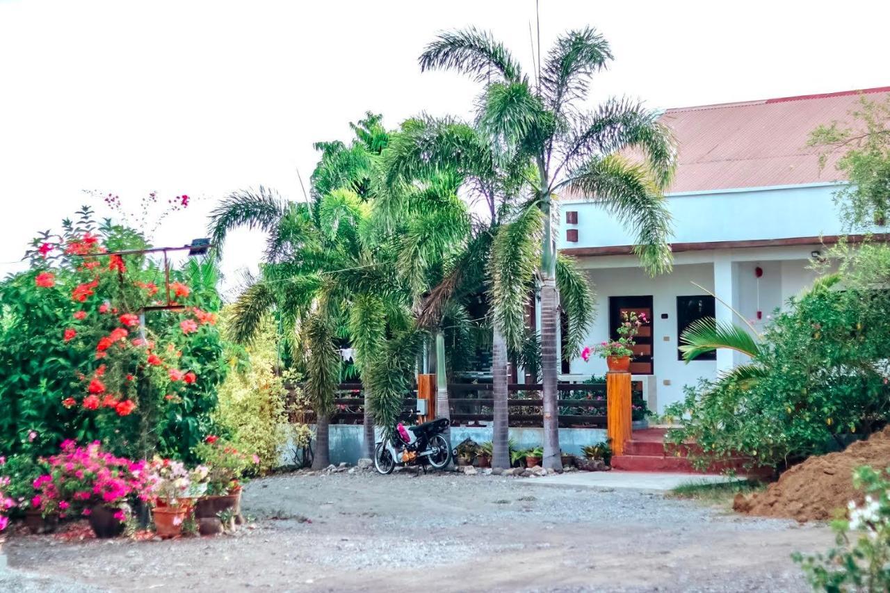 Airport View Hotel Βιγκάν Εξωτερικό φωτογραφία